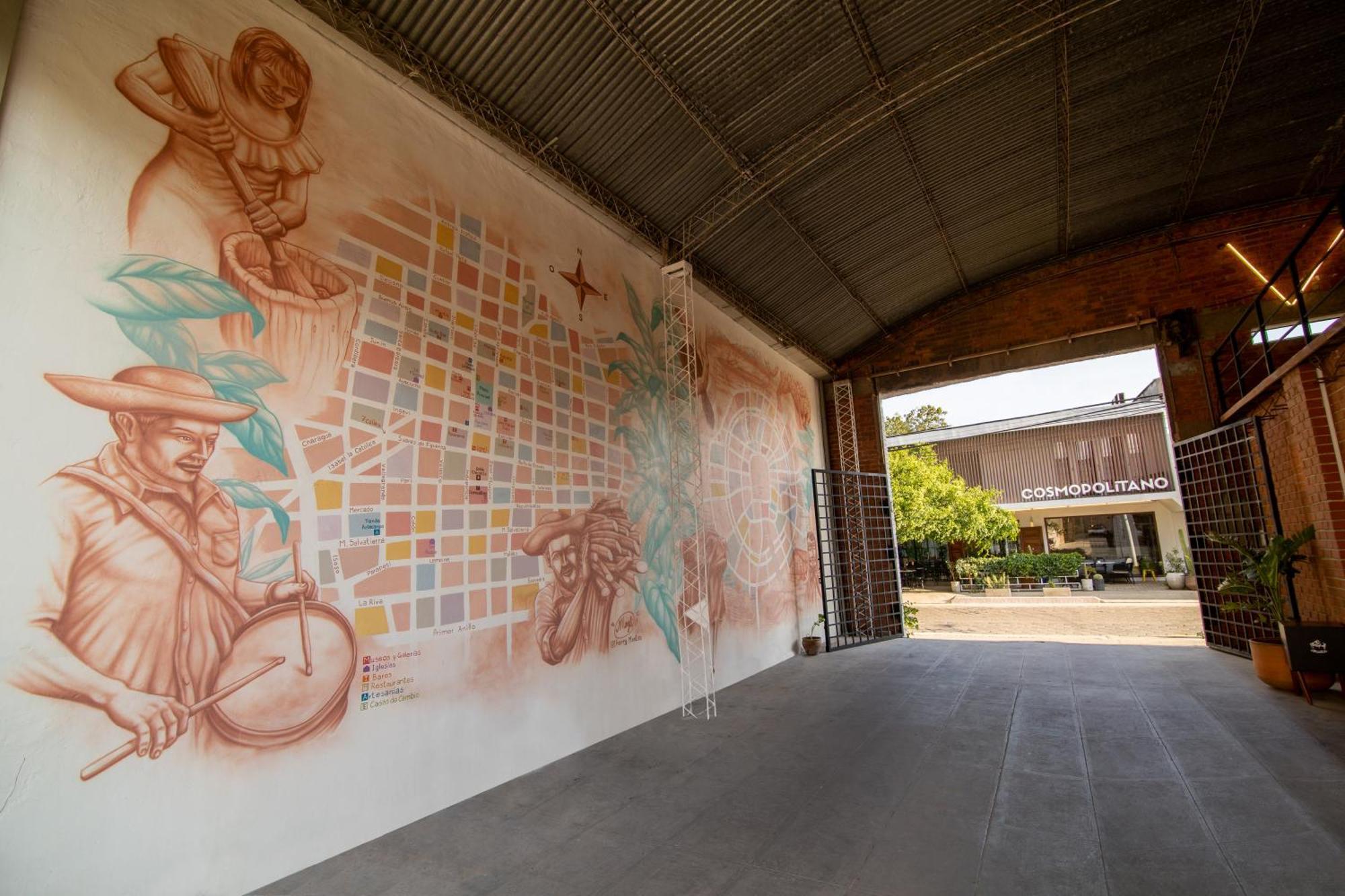 Cosmopolitano Hotel Boutique Santa Cruz de La Sierra Eksteriør bilde Mural at the entrance of the museum