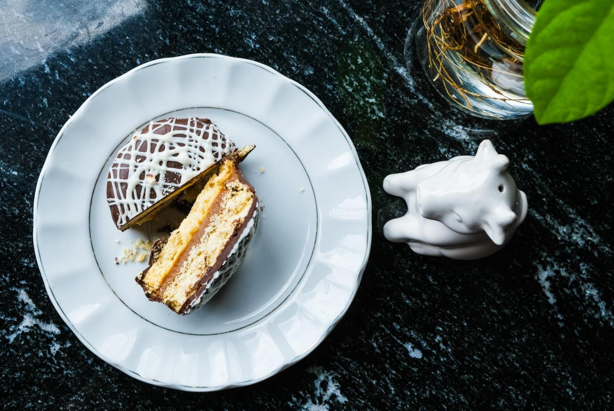 Cosmopolitano Hotel Boutique Santa Cruz de La Sierra Eksteriør bilde A piece of the cake